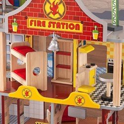 KidKraft- Deluxe Fire Rescue Estación de bomberos de juguete con kit de accesorios de 27 piezas y vehículos Color Marrón (63214)